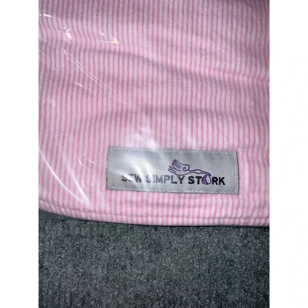Sew Simply Stork vertical two providing
